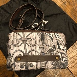 VIDA Crossbody Purse with Leather Strap